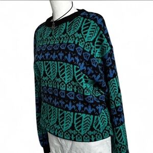 🦚 Vintage Grunge 90’s Capricorn Blue & Green Aztec Sweater Size L 🦚